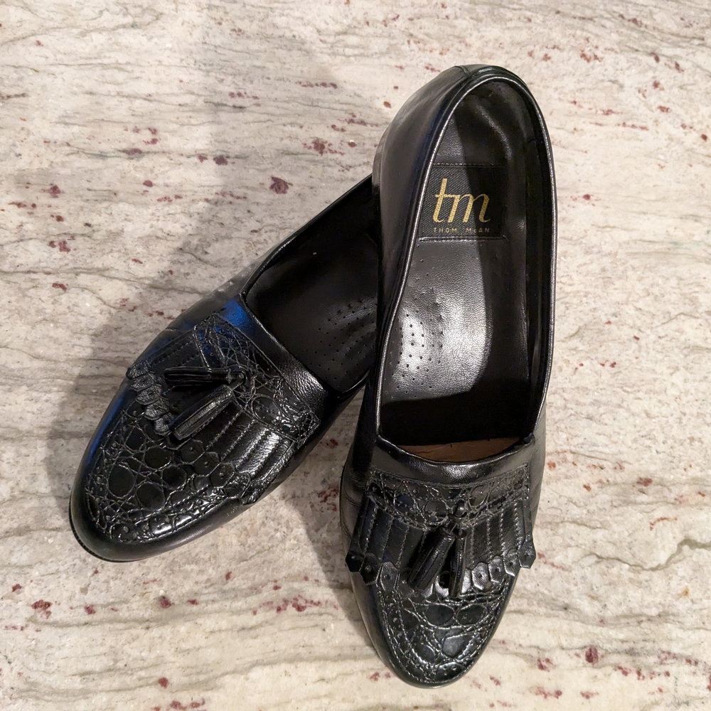 TM Black Crocodile Pattern Loafers